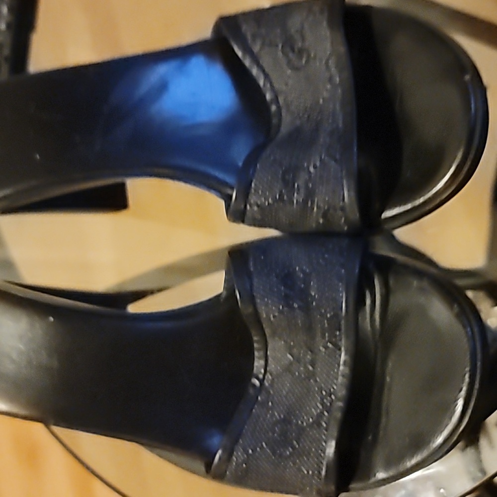 Gucci Mule